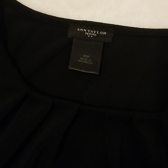 Women's Ann Taylor Petite Black Blouse XSP - Picture 3 of 6